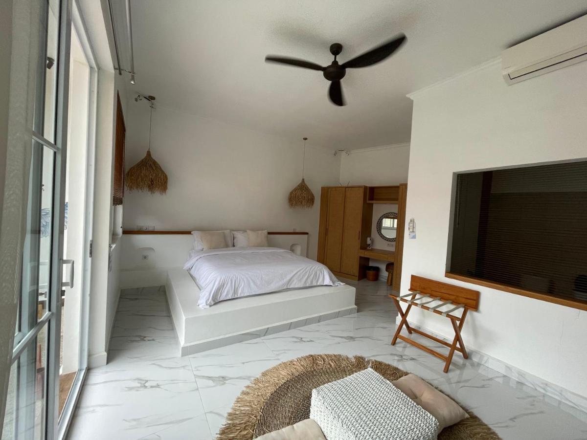 Keramas Moonlight Villa ภายนอก รูปภาพ