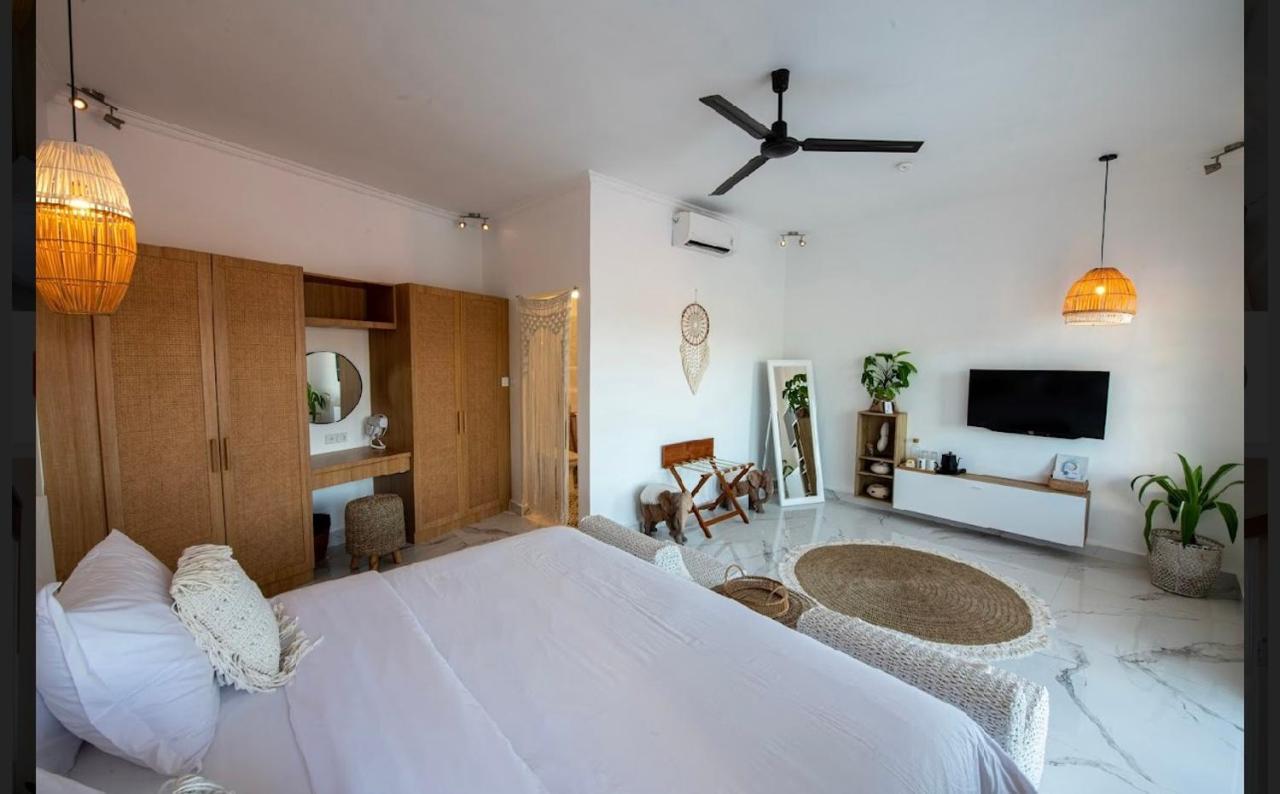 Keramas Moonlight Villa ภายนอก รูปภาพ