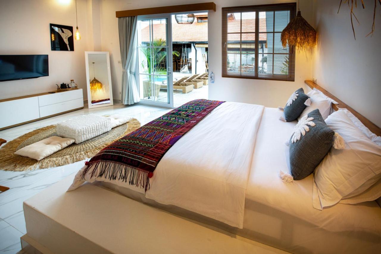 Keramas Moonlight Villa ภายนอก รูปภาพ